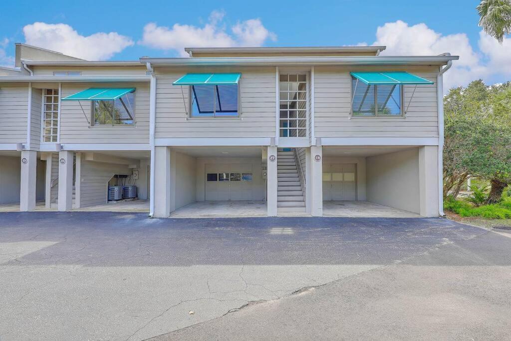 Apartment Club 27 - Oceanview Walkout By And Pool *