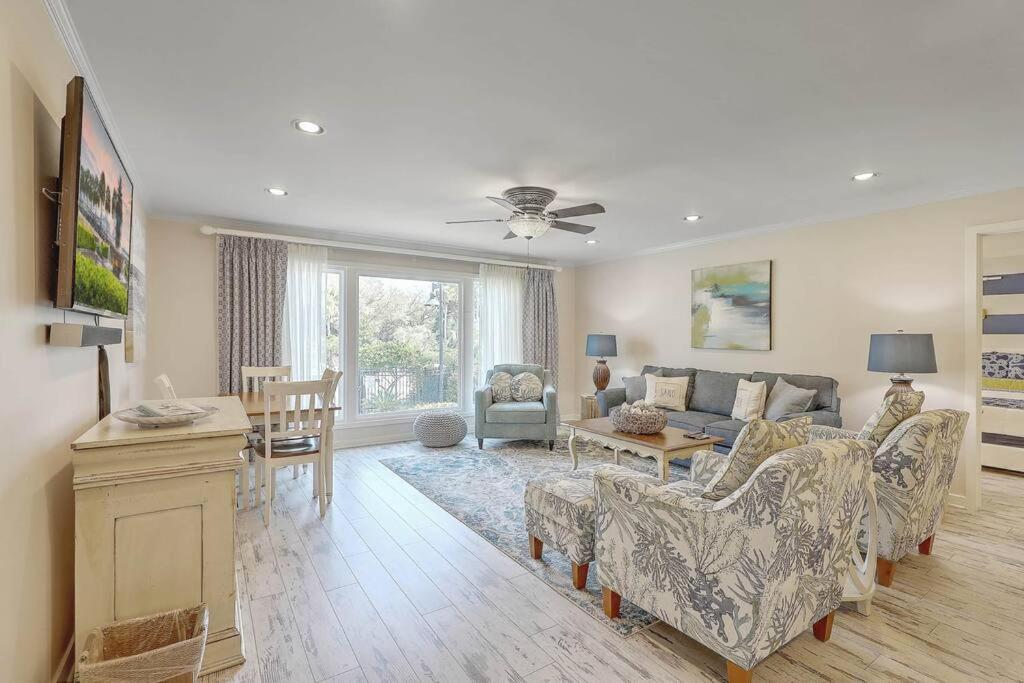 Apartment Lagoon 9 - Superb By Pool! Short Walk To