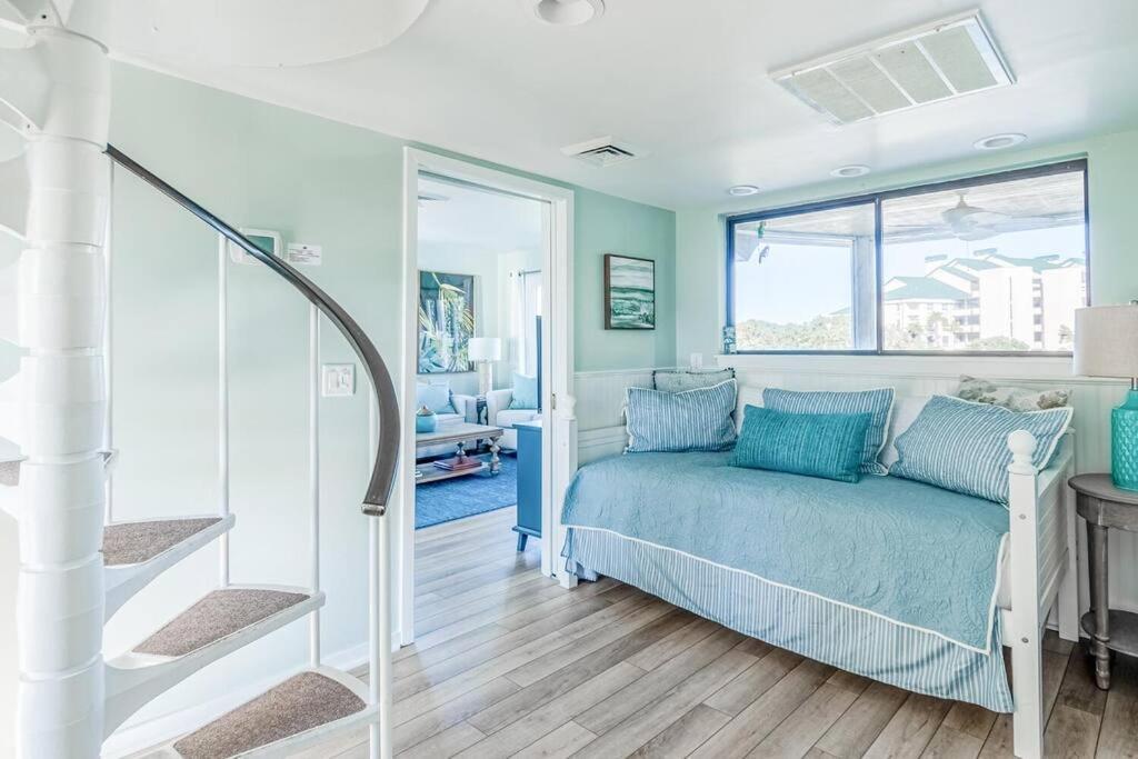Port O' Call G304 - Modern Oceanview! Atlantic Escape! *