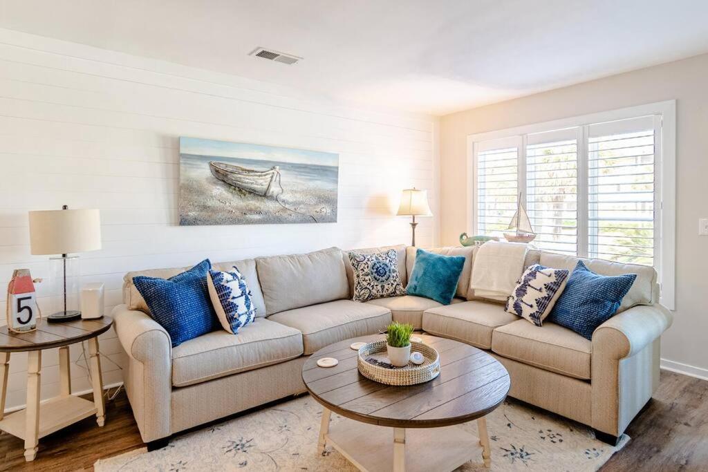 Tidewater I102 - Beautiful Oceanview! First Floor Walkout!