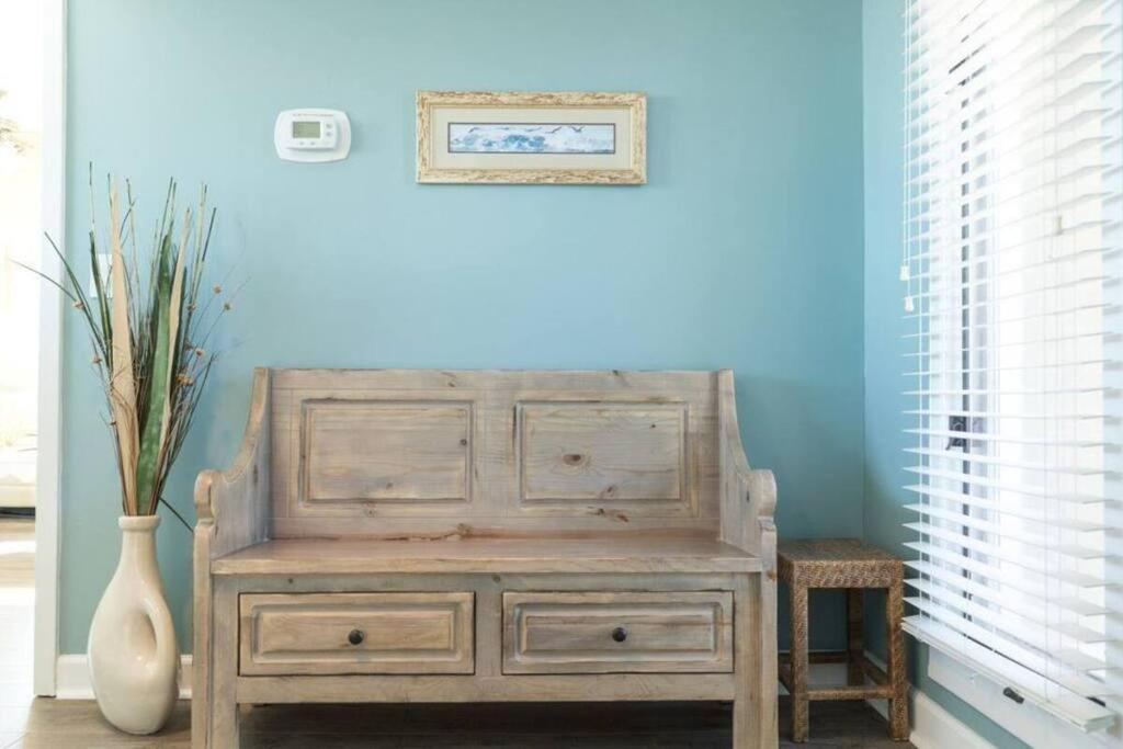Port O' Call B201 - Direct Oceanfront Views *