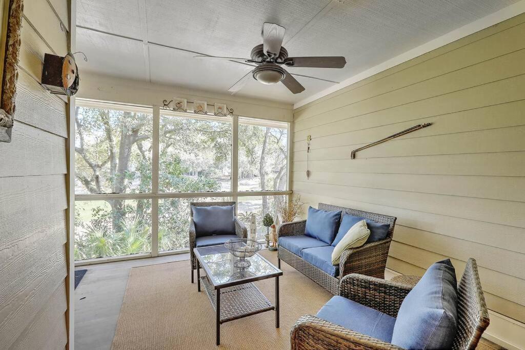 Fairway Dunes 27 - Screened Porch Golf Course View! Isle of Palms