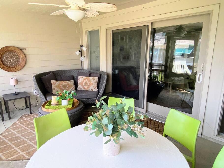 Club 27 - Oceanview Walkout By And Pool * Isle of Palms