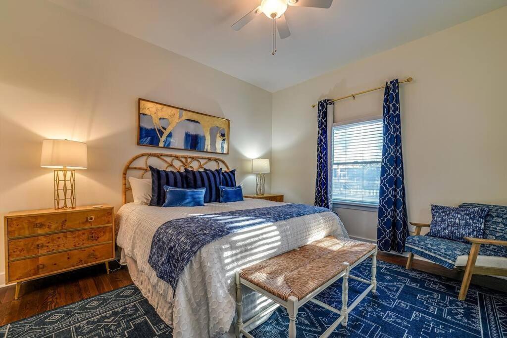 Seaside 81 - Pristine Grand Pavilion Pool Pass *