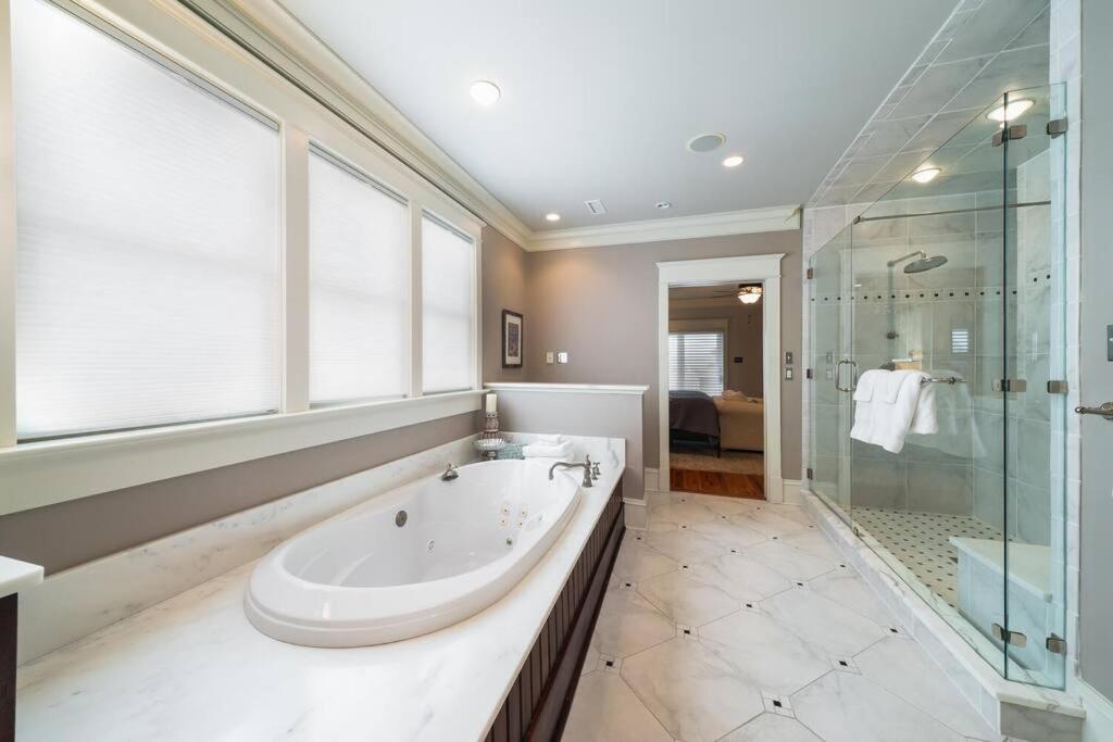 814 Carolina - Custom Private -pool, Roof Deck * Isle of Palms