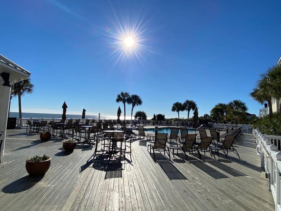 Grand Pavilion 15 - Oceanfront Home! Pool Pass Holiday home