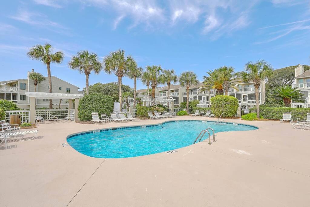 Club 27 - Oceanview Walkout By And Pool * Isle of Palms
