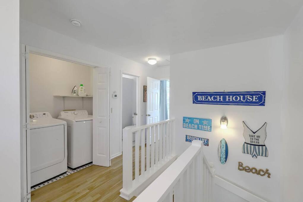Pelican Bay 13 - Cozy Beachside Retreat! - Access! Holiday home Isle of Palms