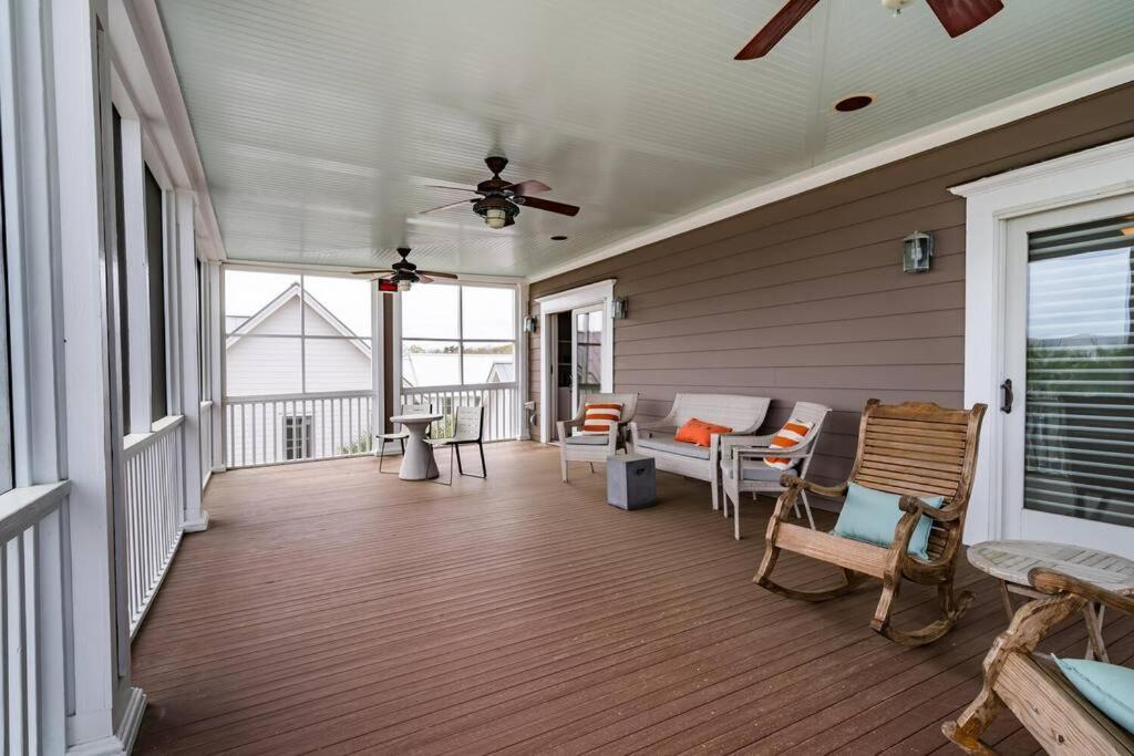 Holiday home 814 Carolina - Custom Private -pool, Roof Deck *