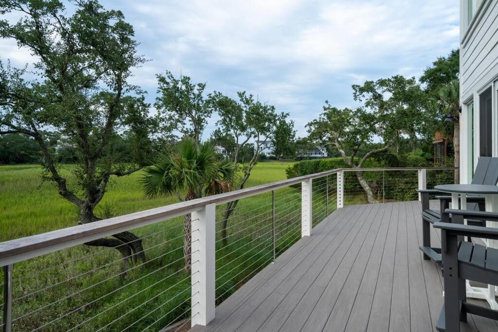 Marsh Island 9 - Sunset On The Island! Renovated Home! Isle of Palms