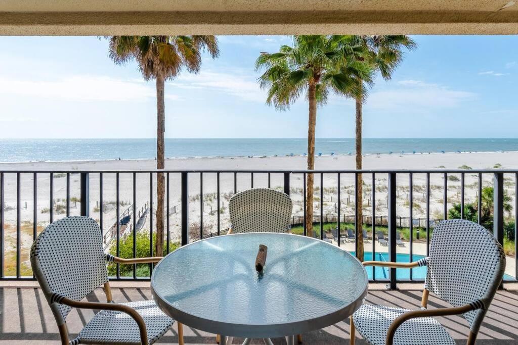 Seascape 315 - Oceanfront Overlooking Pool Apartment