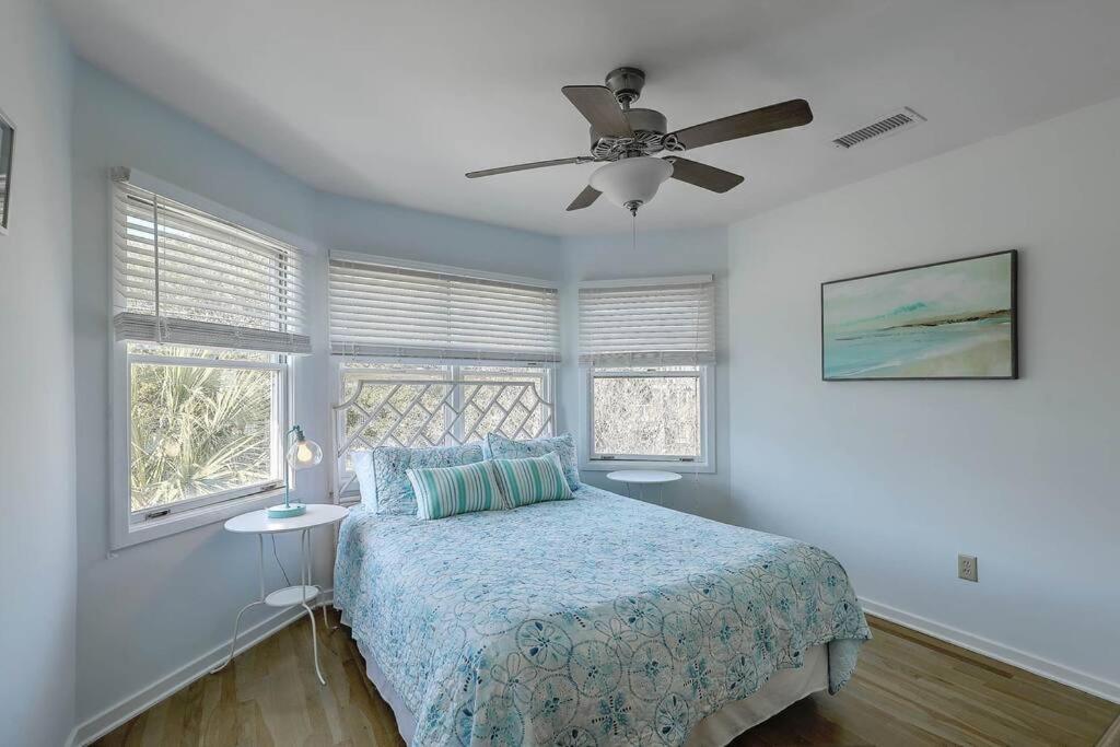 Holiday home Pelican Bay 13 - Cozy Beachside Retreat! - Access! *