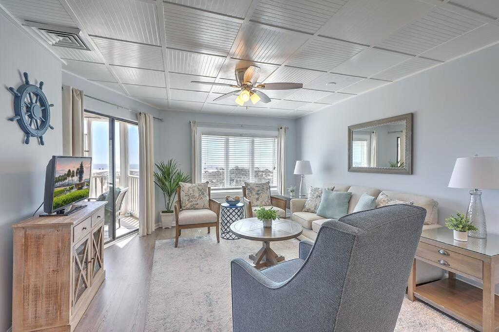 New Listing! Port O' Call B103 - Oceanfront Oasis! * Isle of Palms
