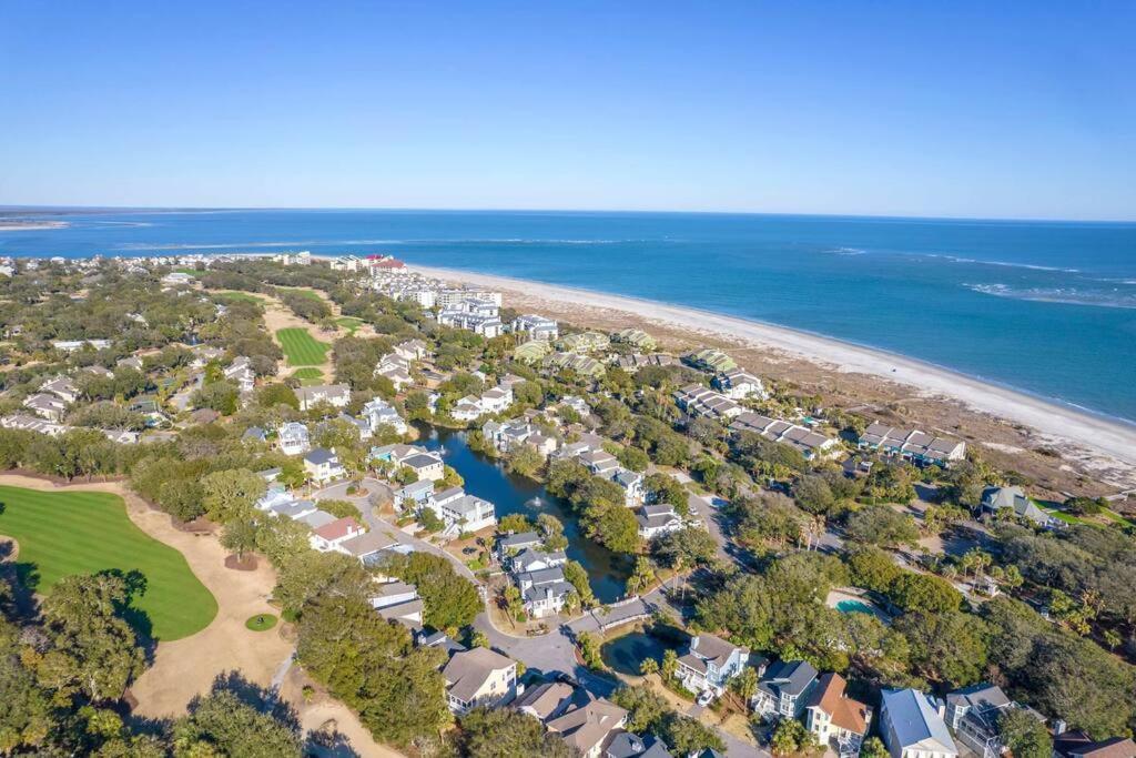 Holiday home Pelican Bay 13 - Cozy Beachside Retreat! - Access! Isle of Palms