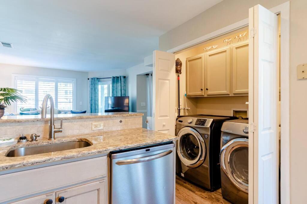 Tidewater I102 - Beautiful Oceanview! First Floor Walkout! Apartment