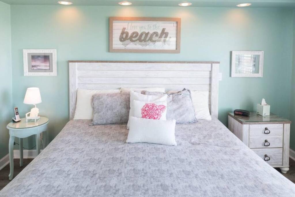 Port O' Call B201 - Direct Oceanfront Views