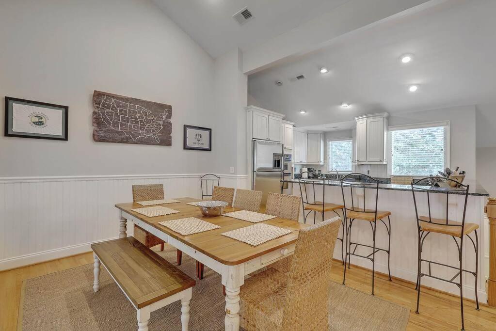 Apartment Fairway Dunes 27 - Screened Porch Golf Course View! *