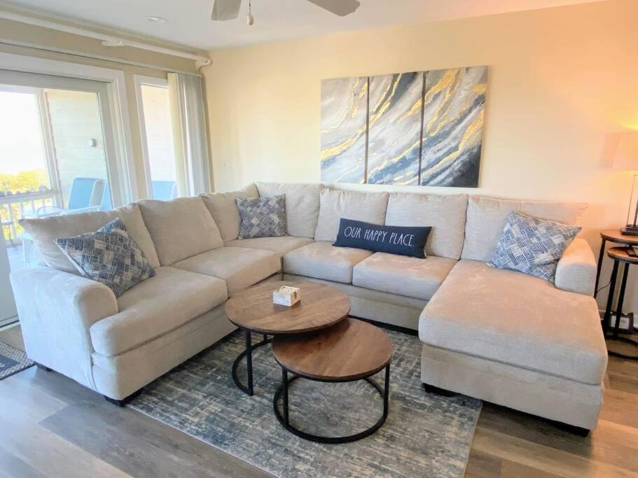 Club 29 - Oceanfront Walkout! End Unit! Apartment *