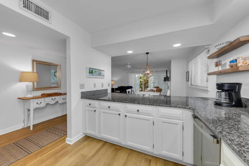 Seagrove 5b - Oceanside In The Trees Apartment *