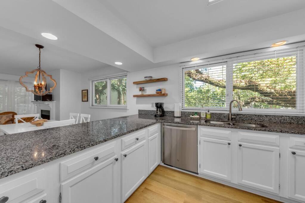 Apartment Seagrove 5b - Oceanside In The Trees *