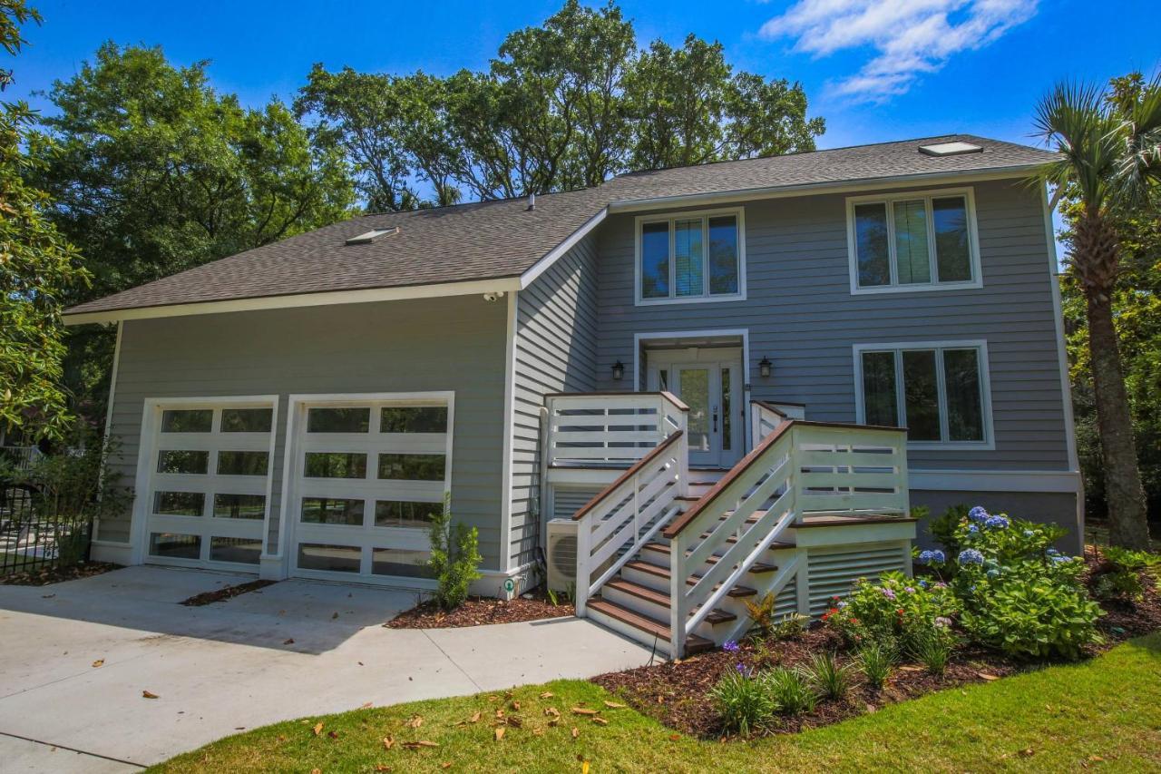 Holiday home The Lazy Palm Isle of Palms