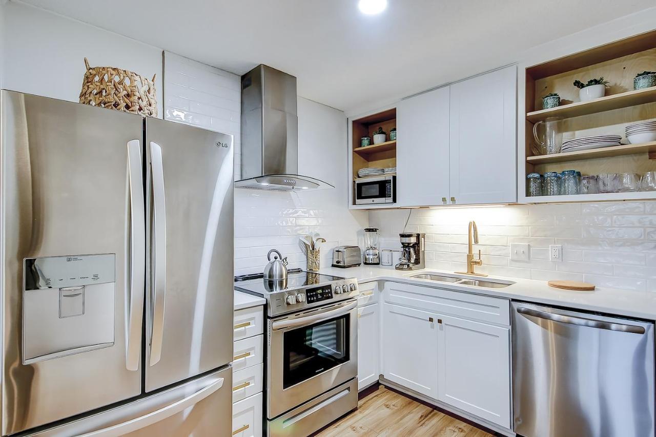 Apartment Oceanside 308-b Isle of Palms