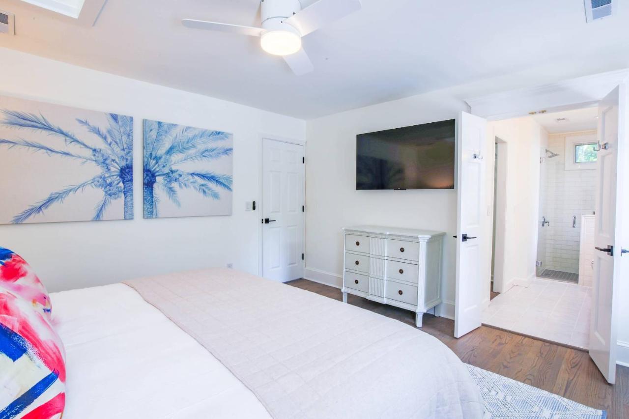 The Lazy Palm * Isle of Palms