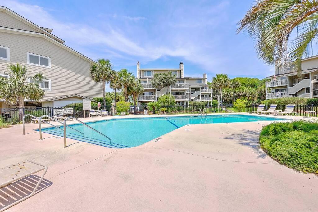 New Listing! Seagrove 3a - Luxurious Ocean View! Apartment Isle of Palms