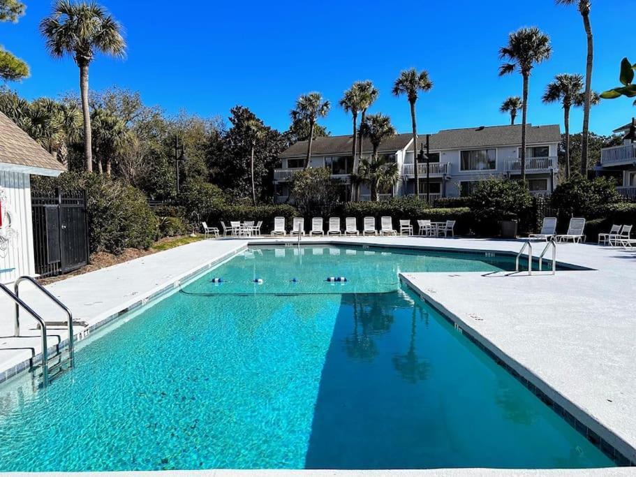 New Listing! Lagoon 29 - Near Beach! Lagoon View! *