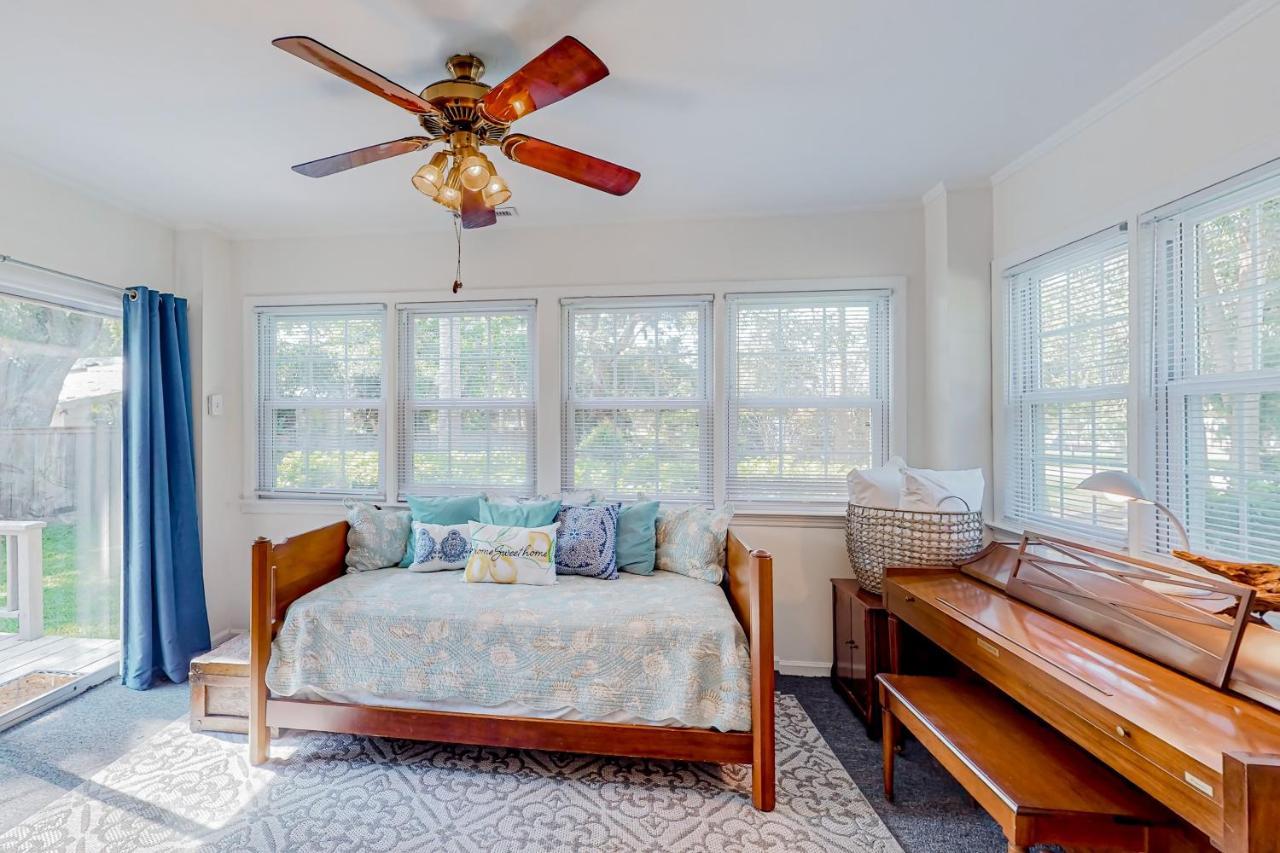 Holiday home 18 29th Ave Isle of Palms