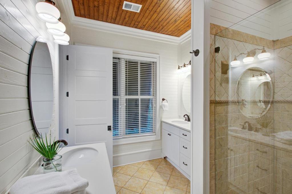 1 Palm Court * Isle of Palms
