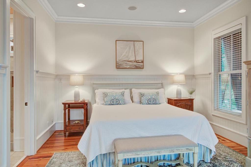 1 Palm Court * Isle of Palms