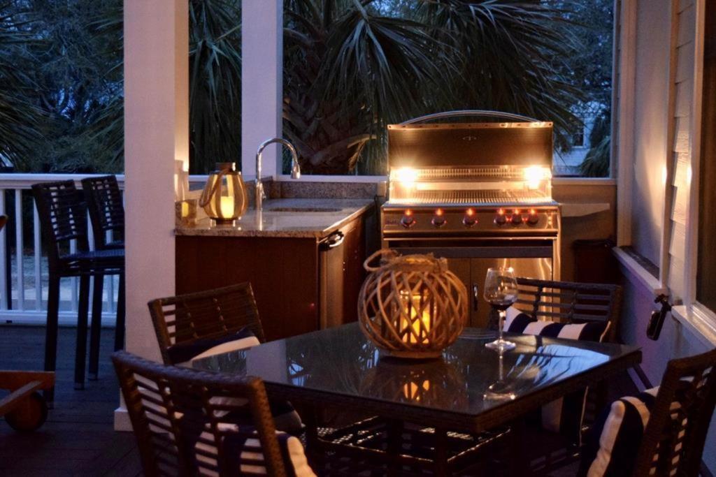1 Palm Court * Isle of Palms