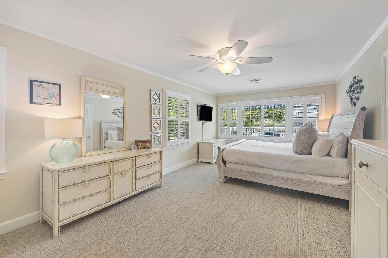 Holiday home 411 Carolina Blvd *