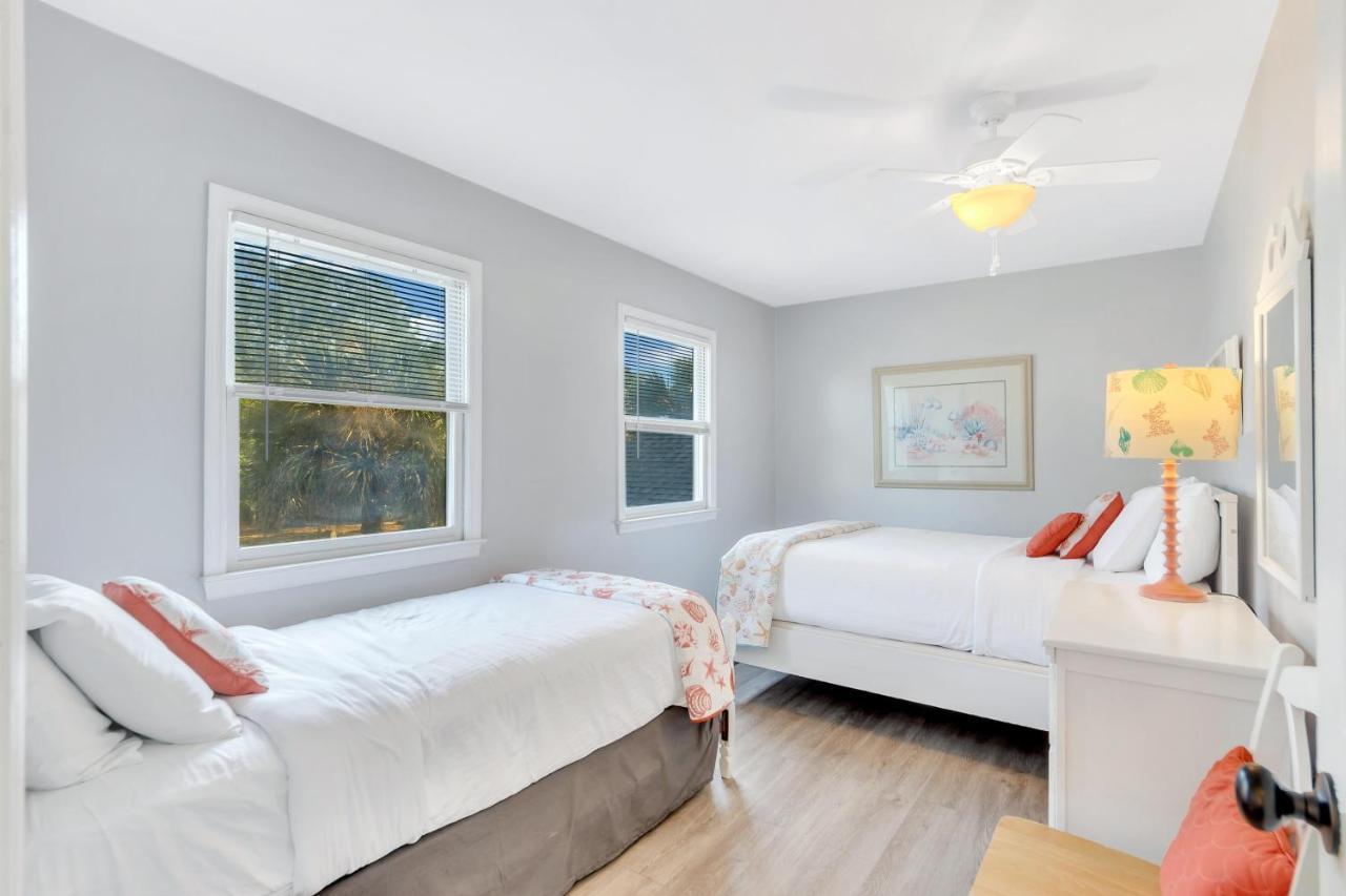 4005 Cameron Blvd Holiday home *