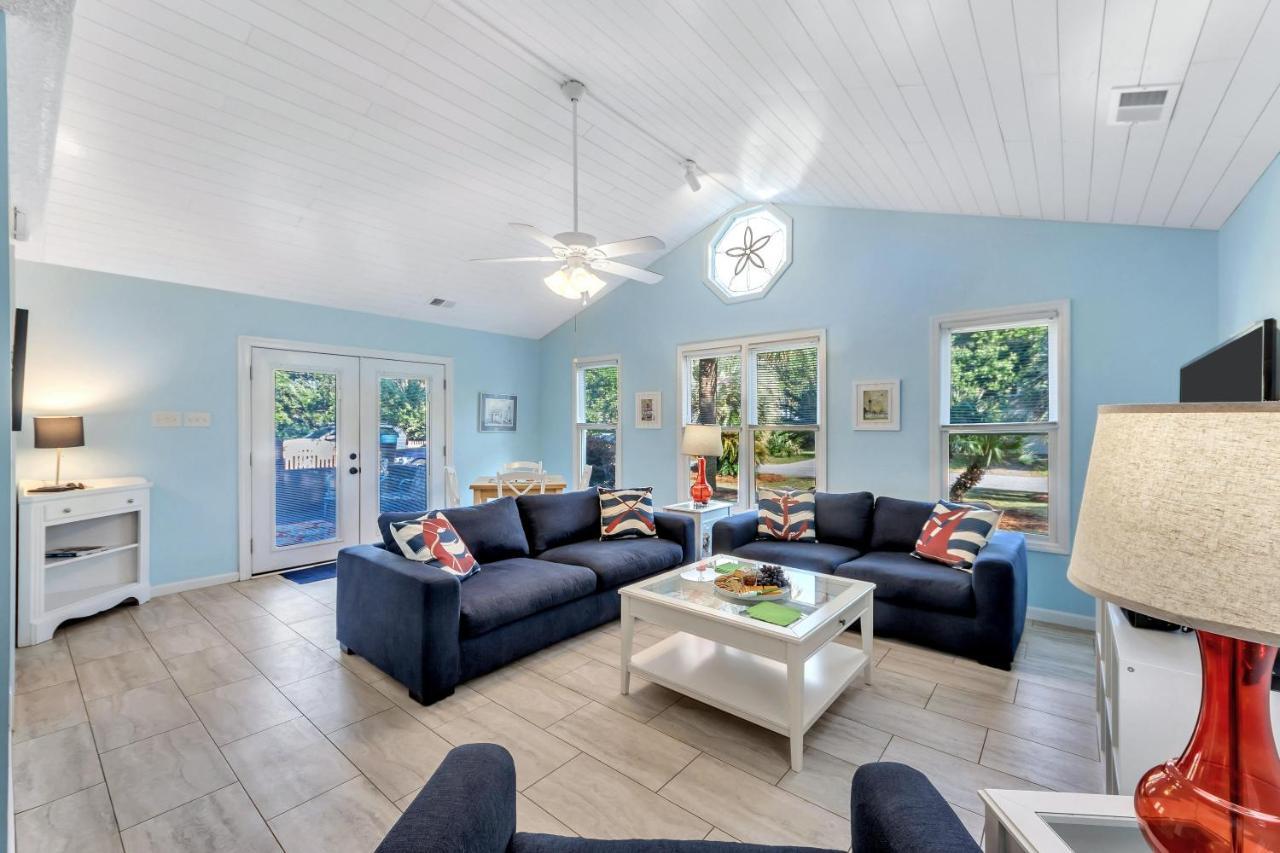 Holiday home 4005 Cameron Blvd *