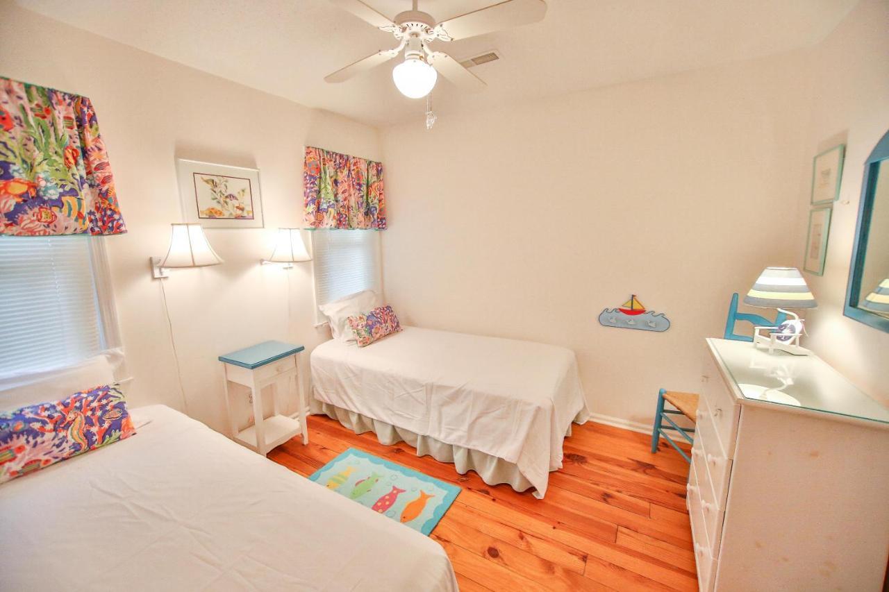 9 34th Avenue * Isle of Palms