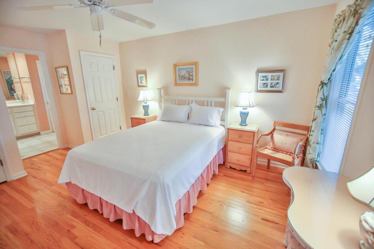 9 34th Avenue *