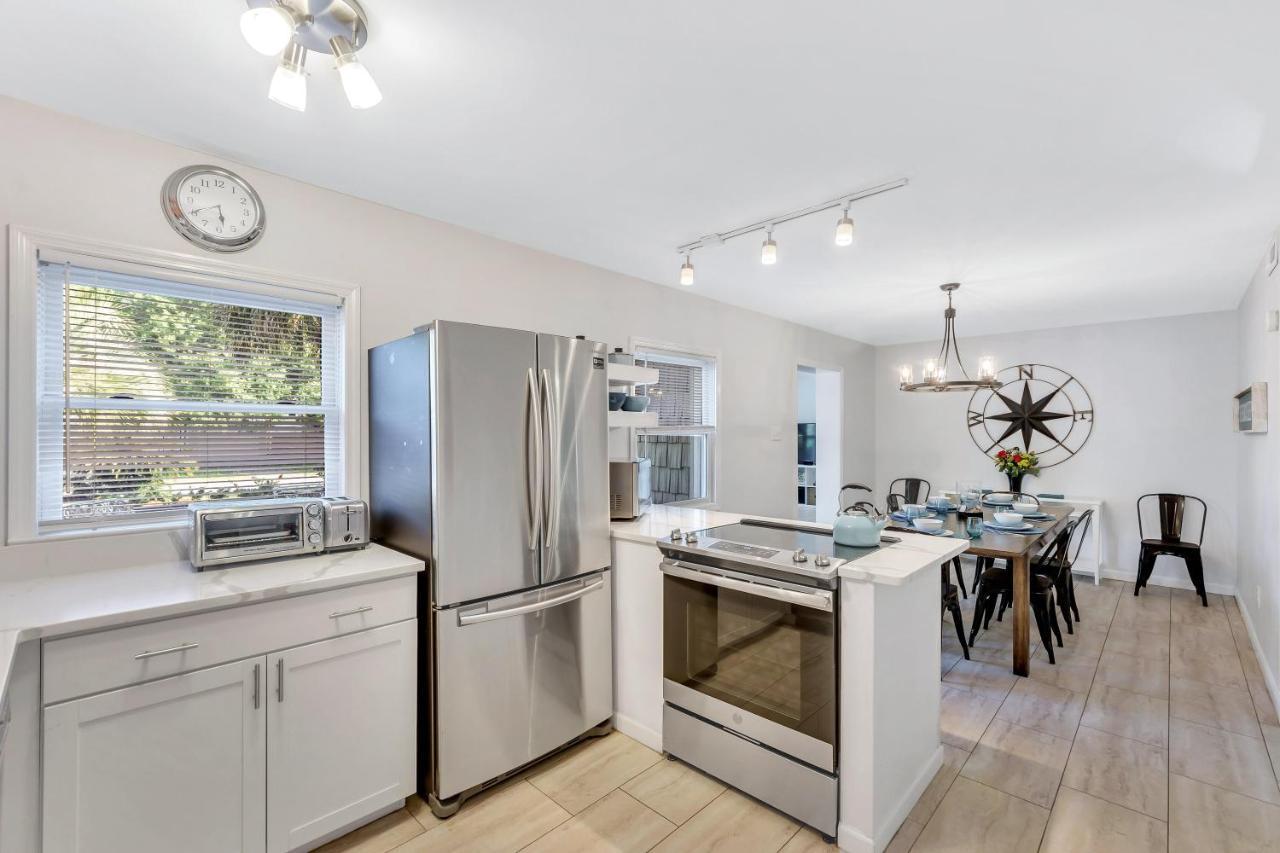 4005 Cameron Blvd * Isle of Palms