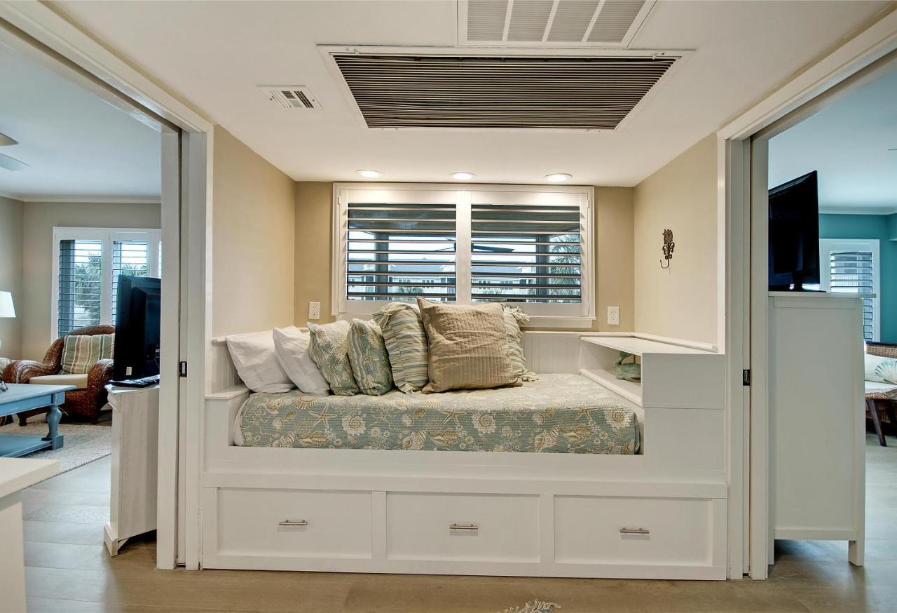 202e Port O'call Holiday home *