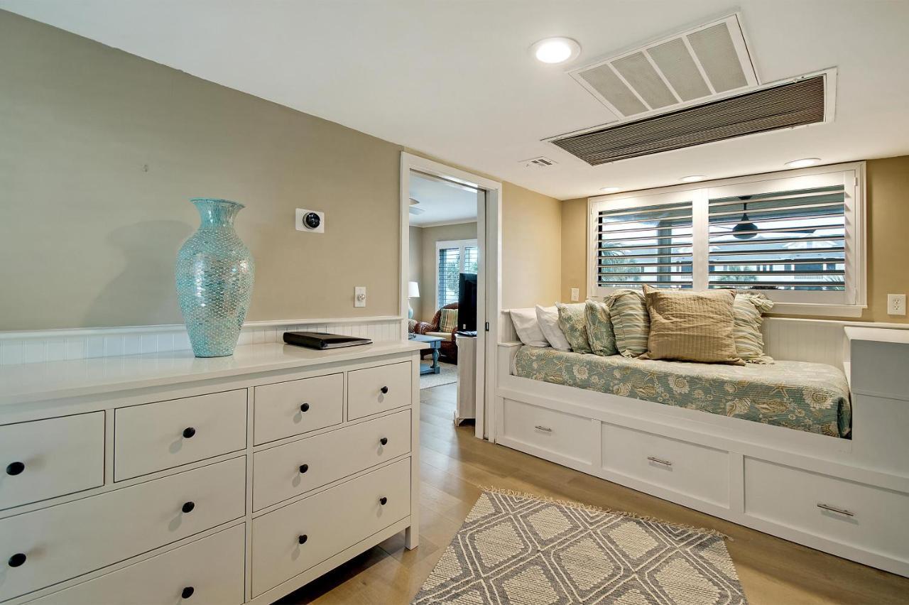 202e Port O'call * Isle of Palms