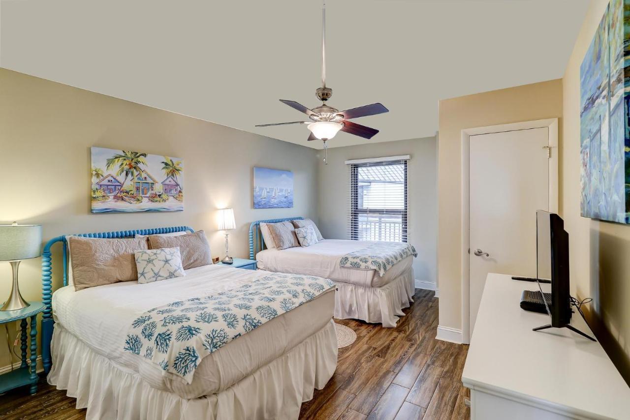 Holiday home 323d Shipwatch Isle of Palms