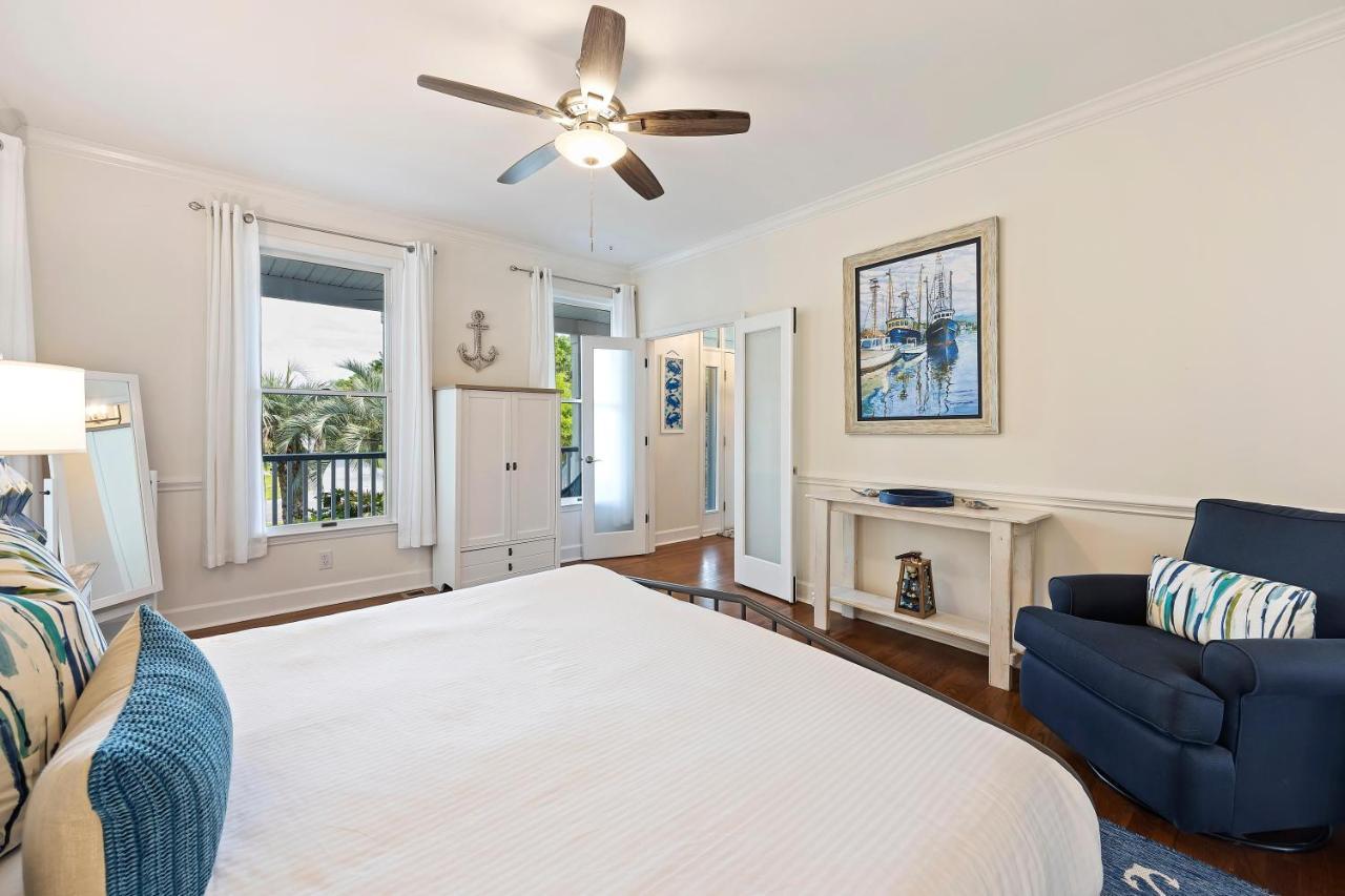 Holiday home 3101 Waterway Blvd *