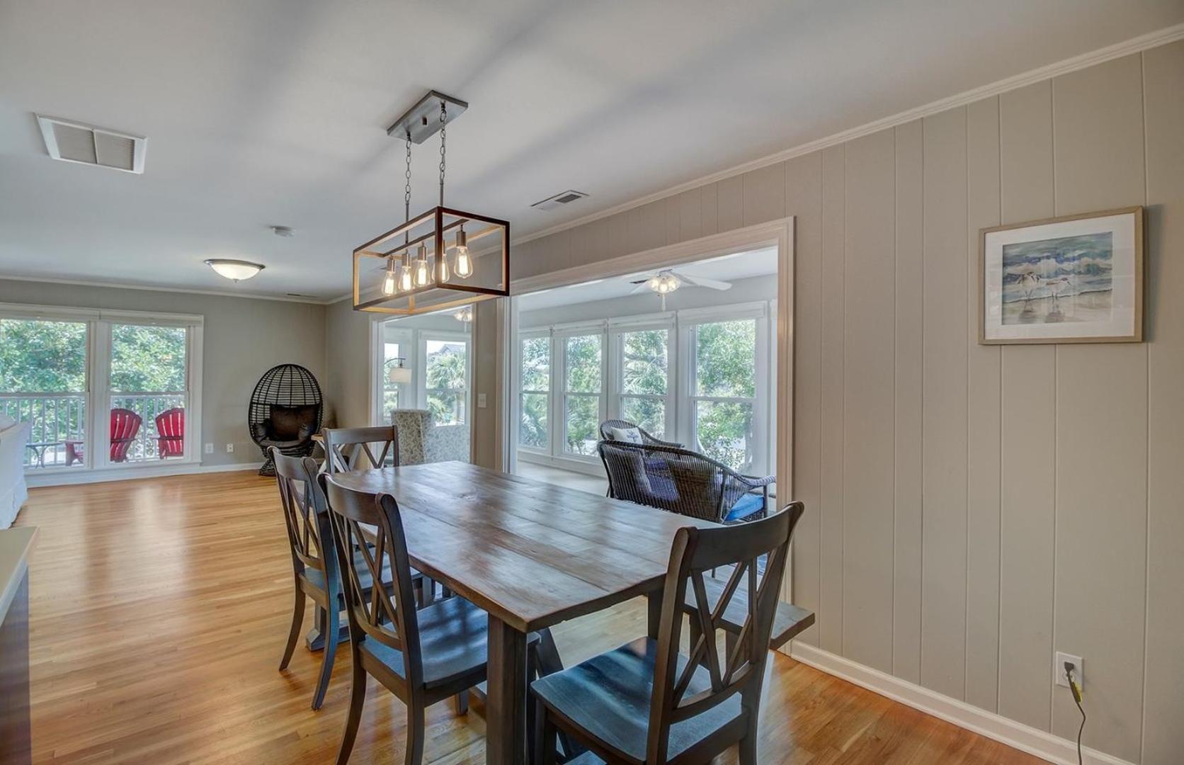 Holiday home 11 43rd Avenue By Avantstay Pool Close To Isle of Palms