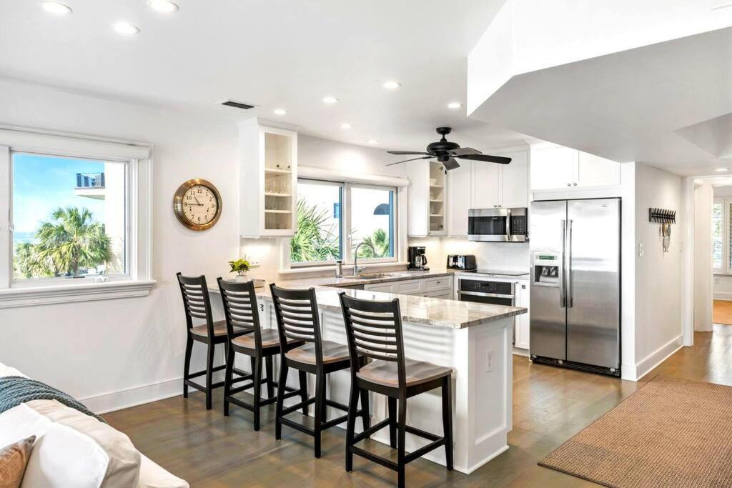 New! Seagrove 9d - Luxurious Floor Apartment *