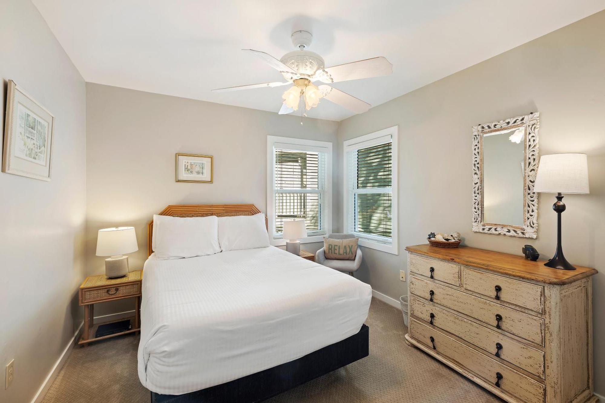 48 Pelican Bay Holiday home