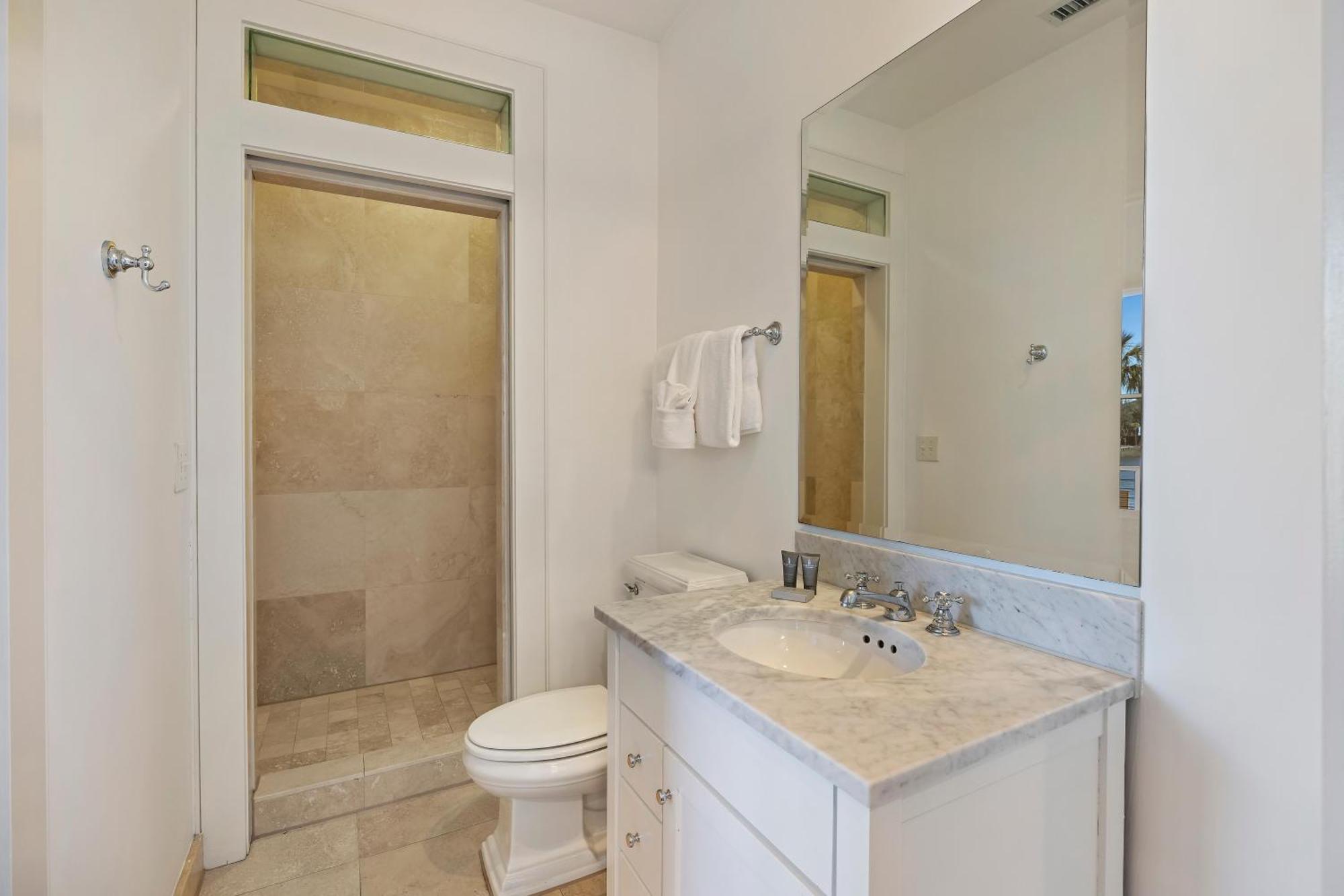44 Intracoastal Court * Isle of Palms