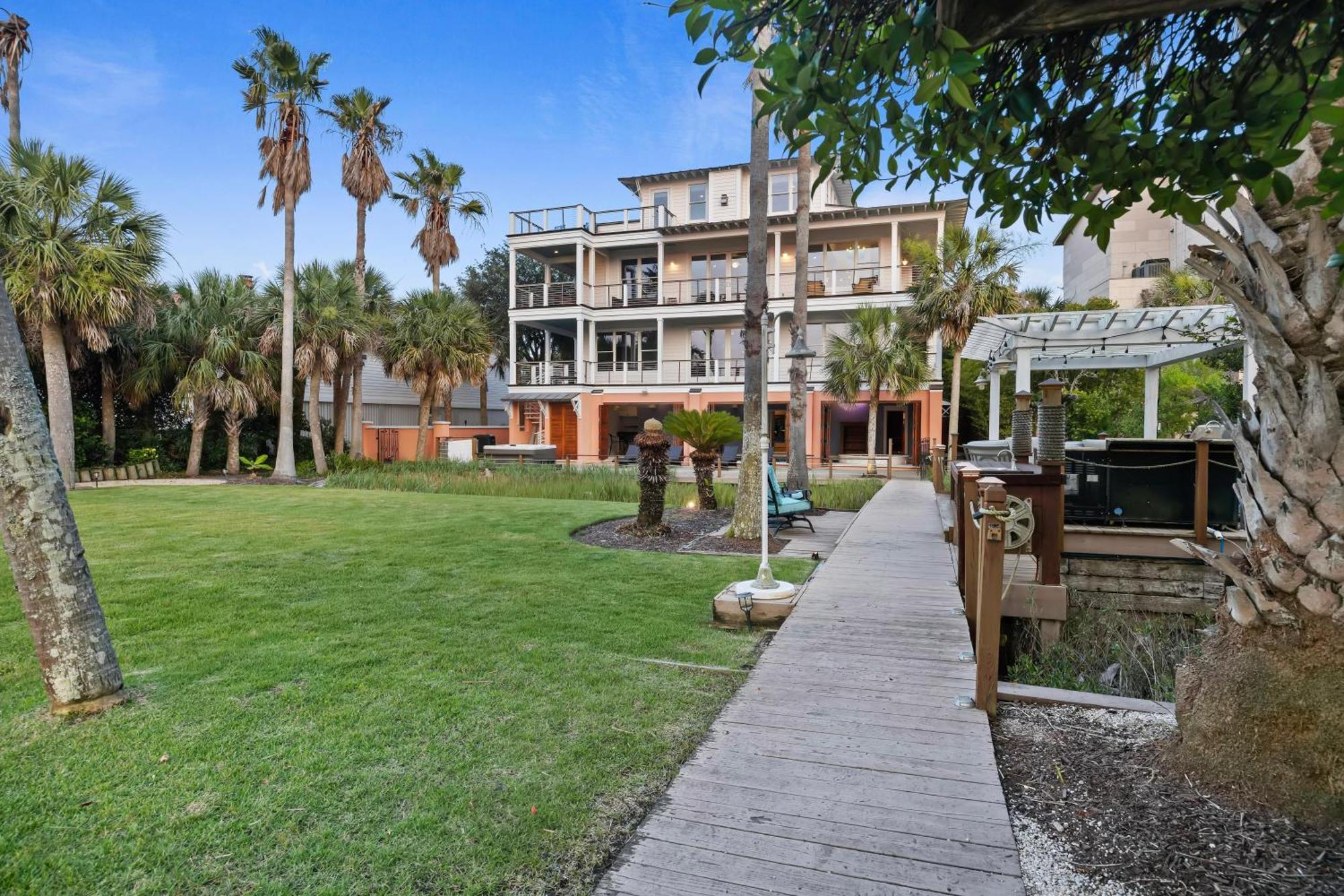 44 Intracoastal Court *