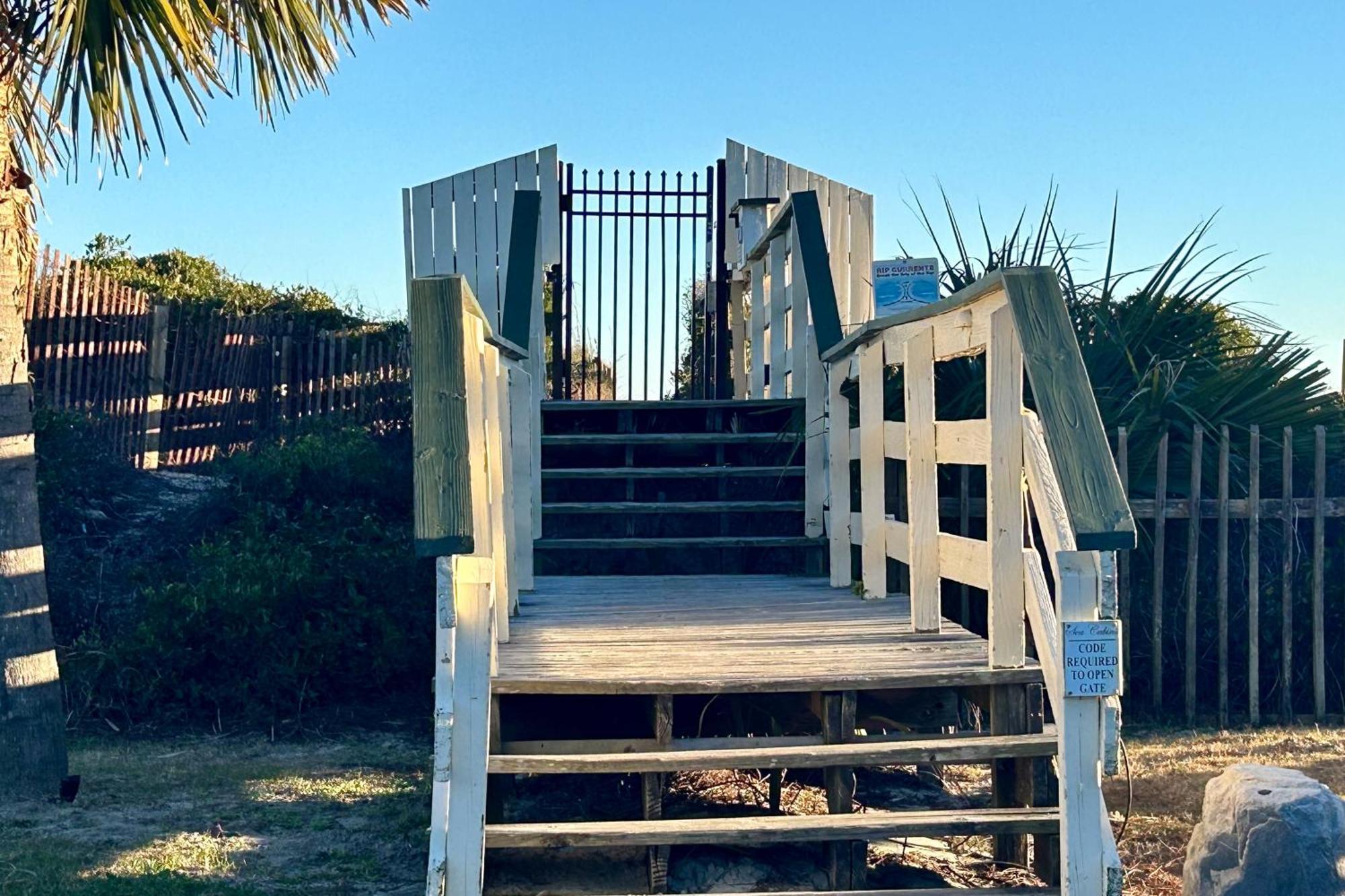 Sea 228-b Isle of Palms