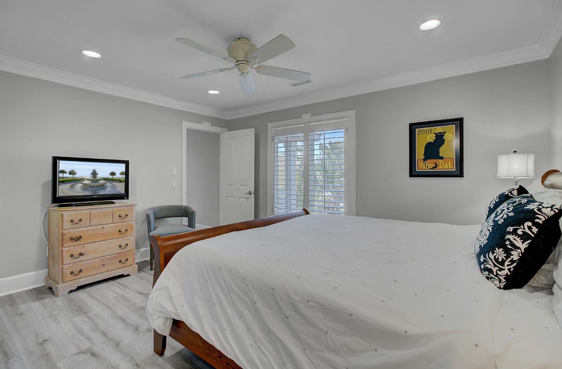 910 Ocean Boulevard *